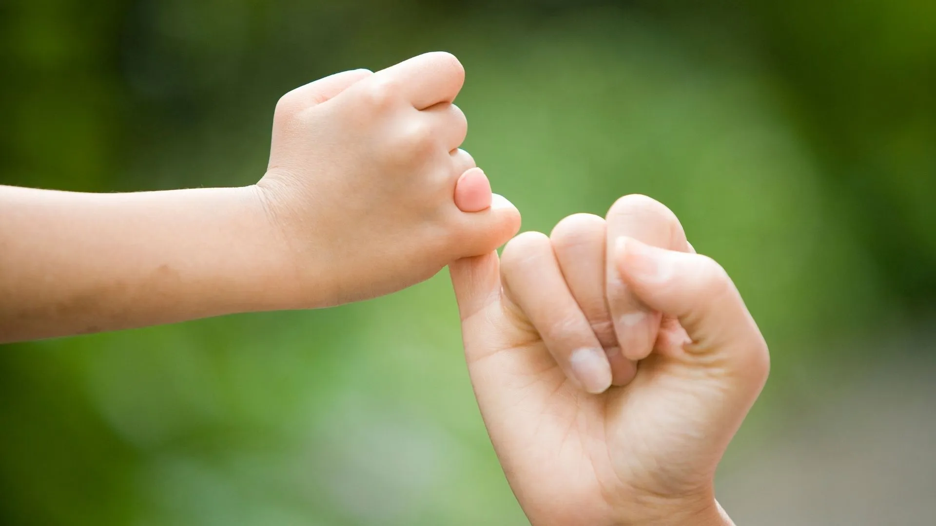Cohabiting Couples & Their Children To Benefit From Changes To Bereavement Benefit Rules