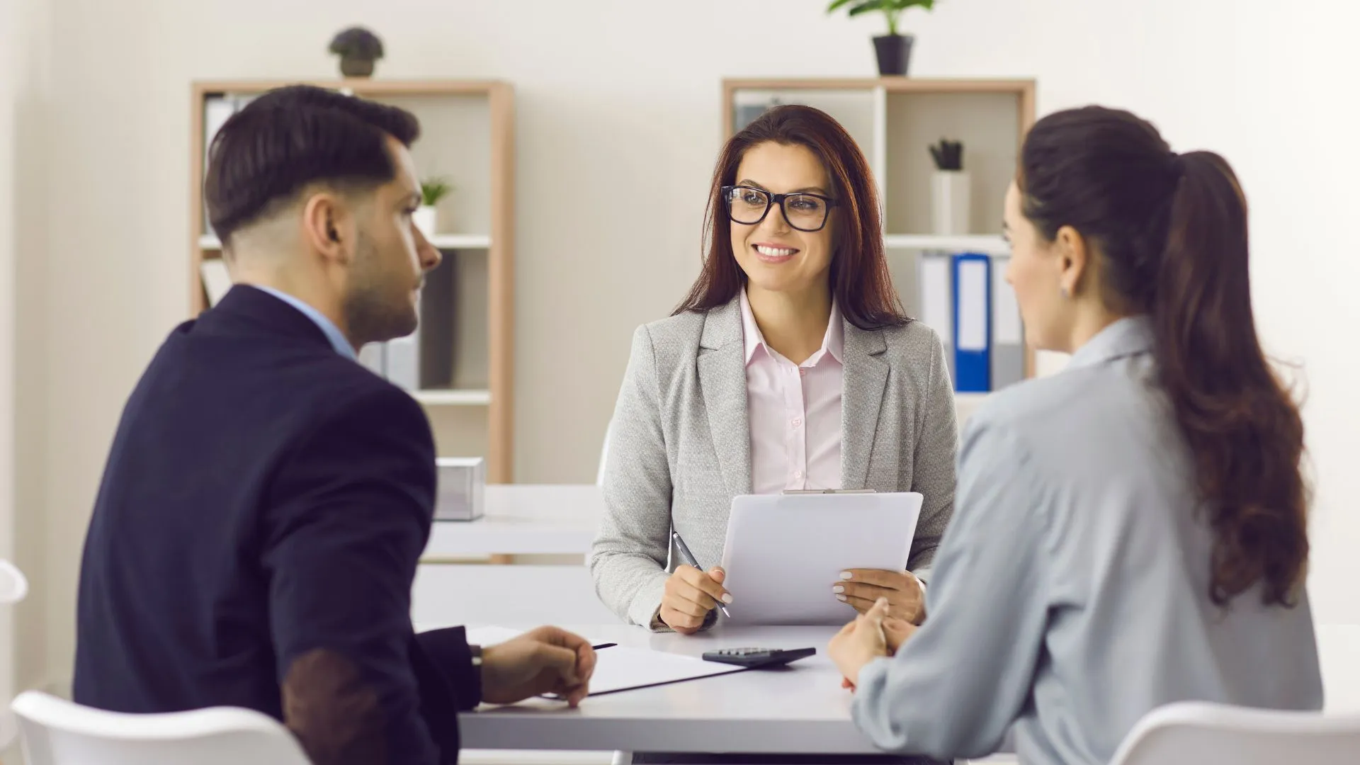 Debunking the Myth: Sharing a Lawyer in Divorce Doesn’t Mean Sacrificing Fairness