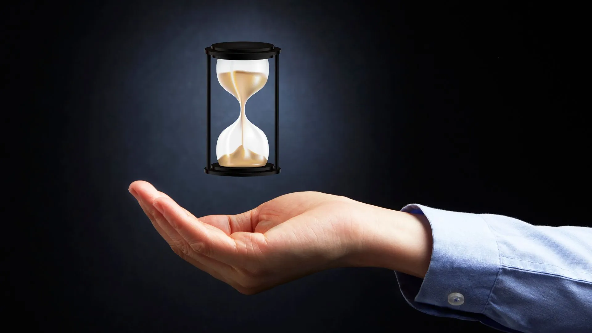 How Can Sharing a Divorce Lawyer Keep You Out of Court?